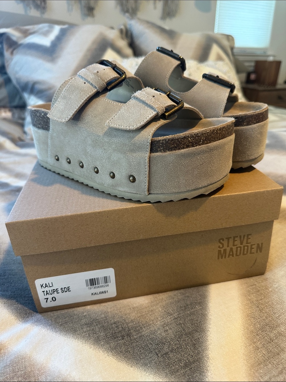 Steve Madden Kali Taupe Suede Platform Buckle Sandals